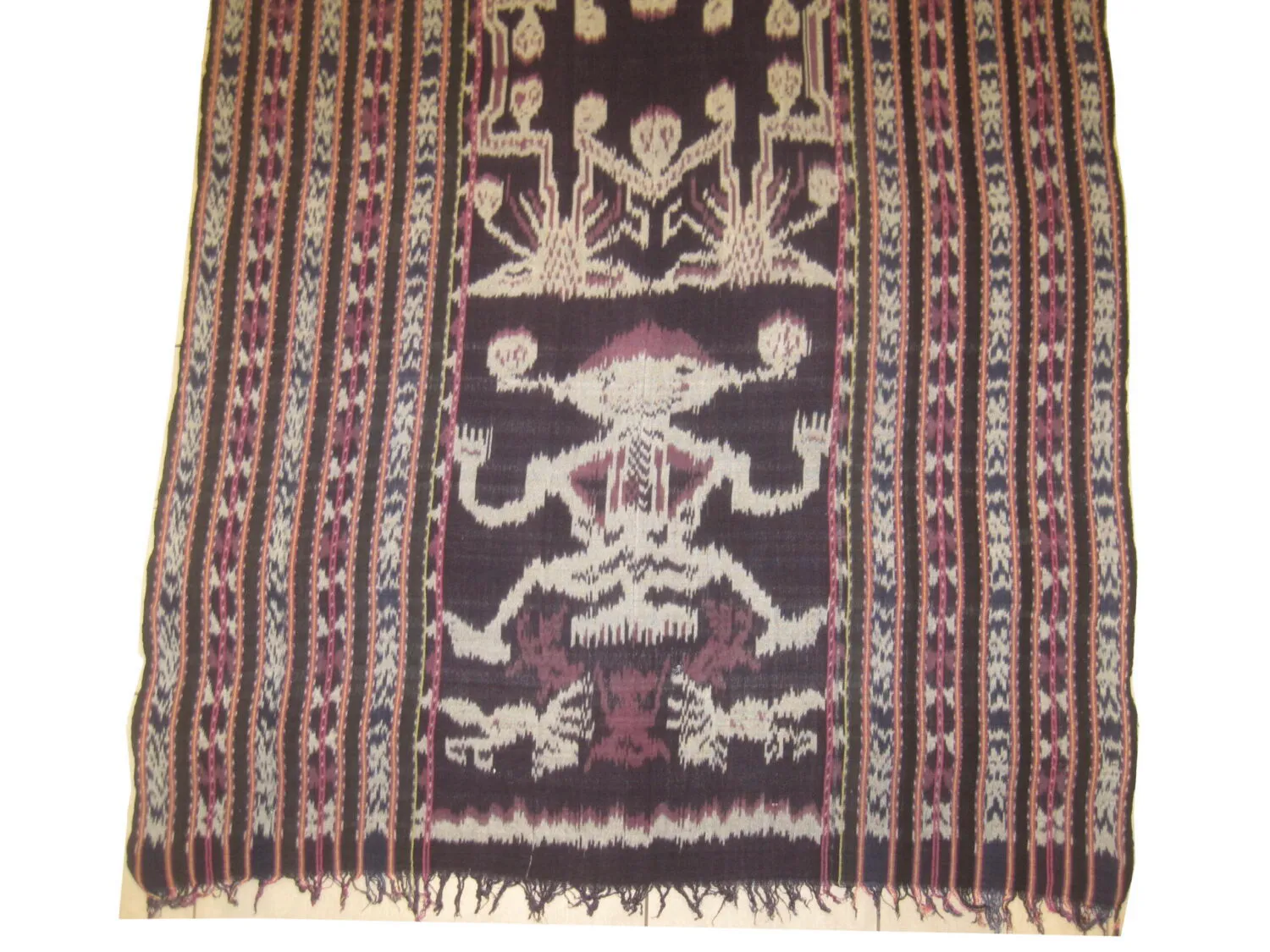 Textile Ikat Indonesian - Image 3