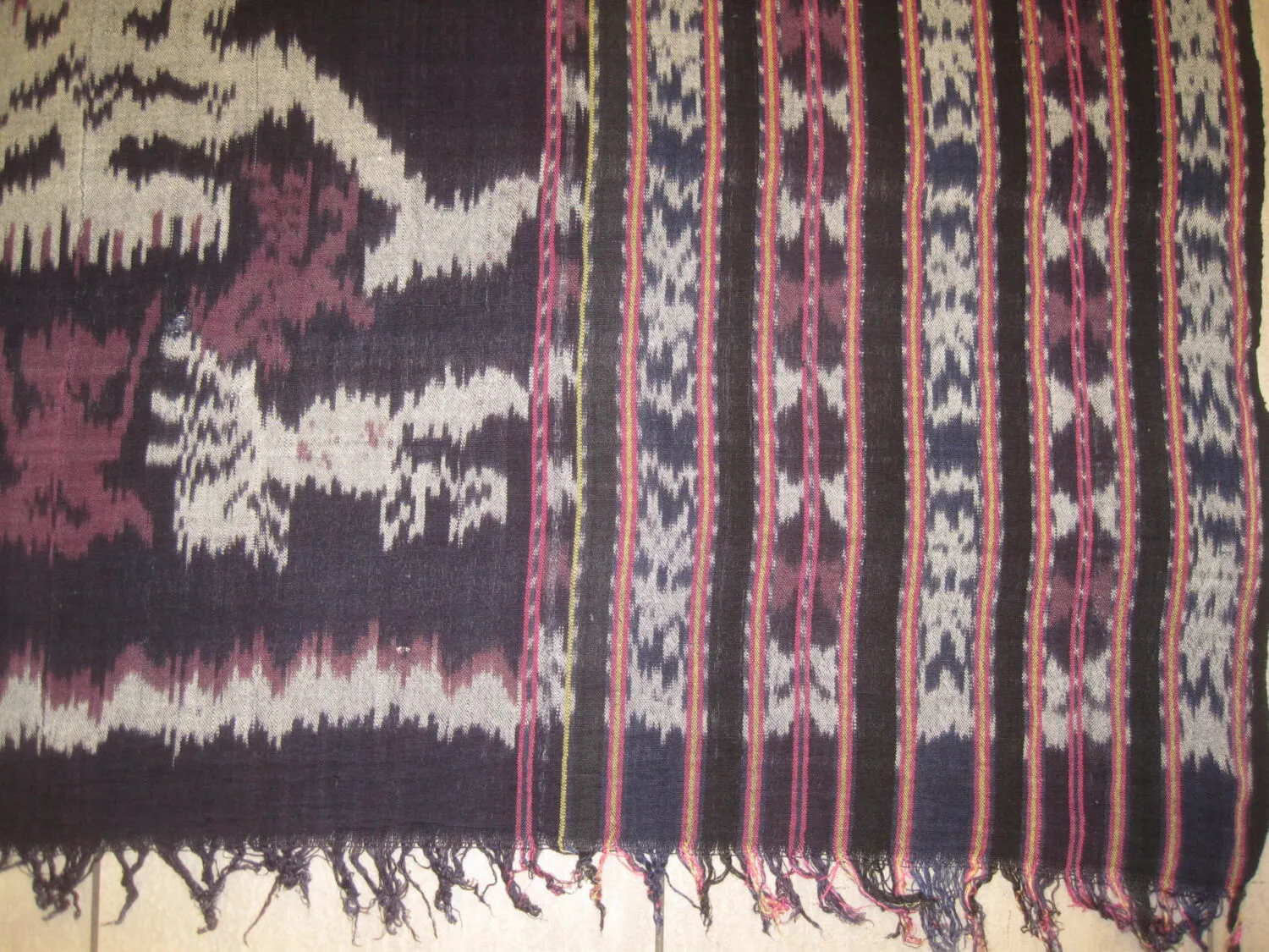 Textile Ikat Indonesian - Image 2
