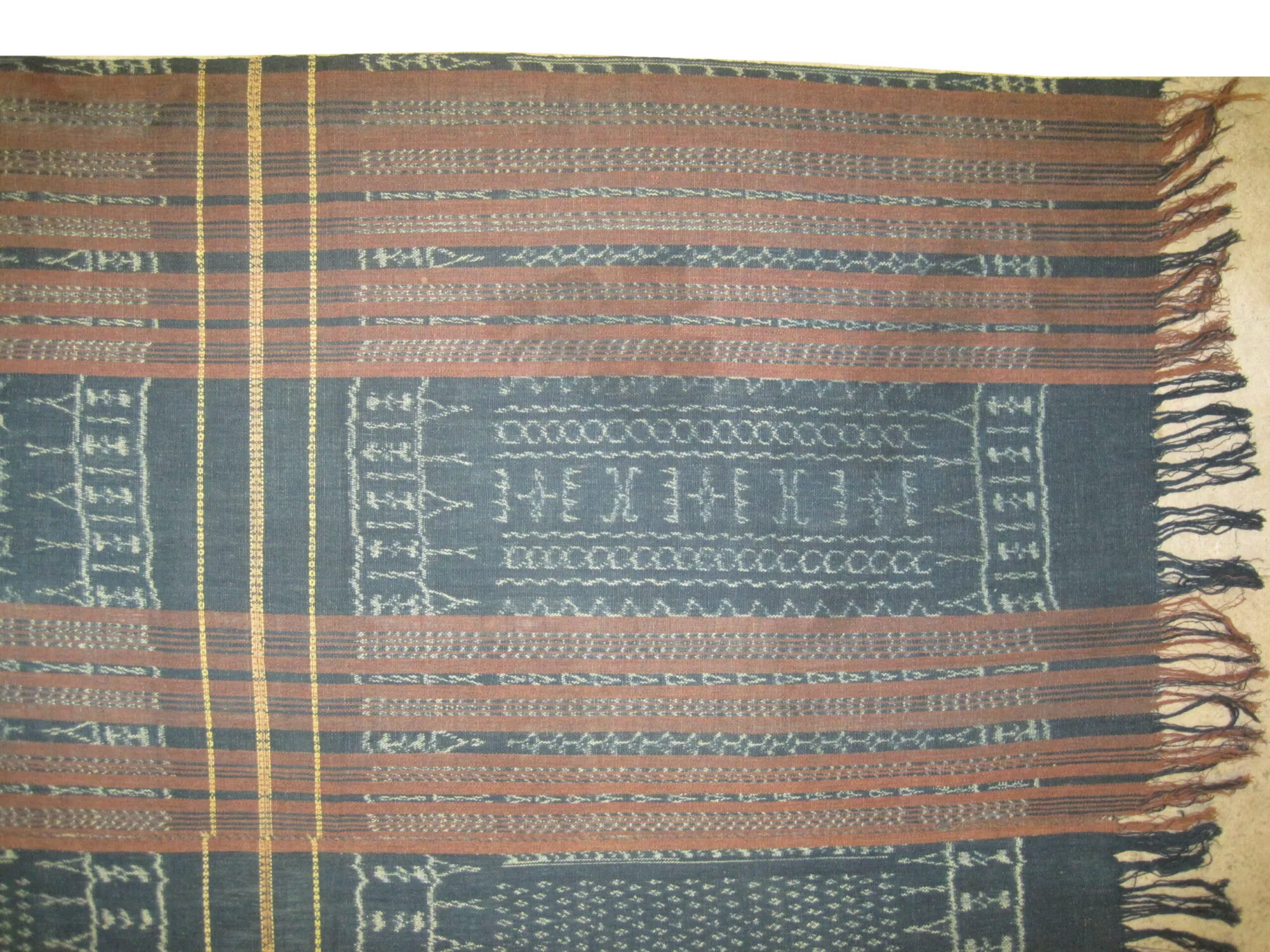 Textile Ikat Indonesian - Image 3
